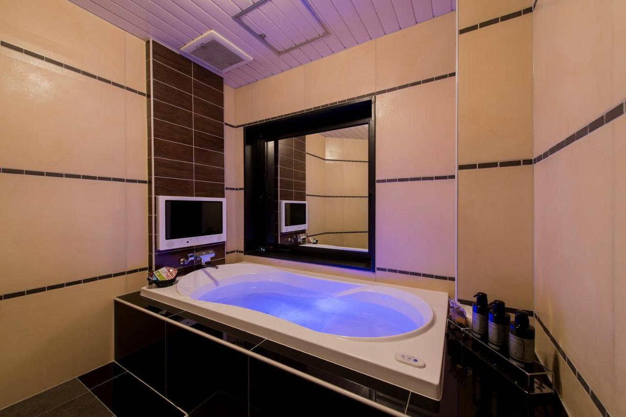Hotel Cue Machida (Adults Only) Zewnętrze zdjęcie